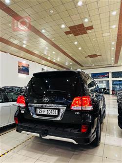 تويوتا لاندكروزر